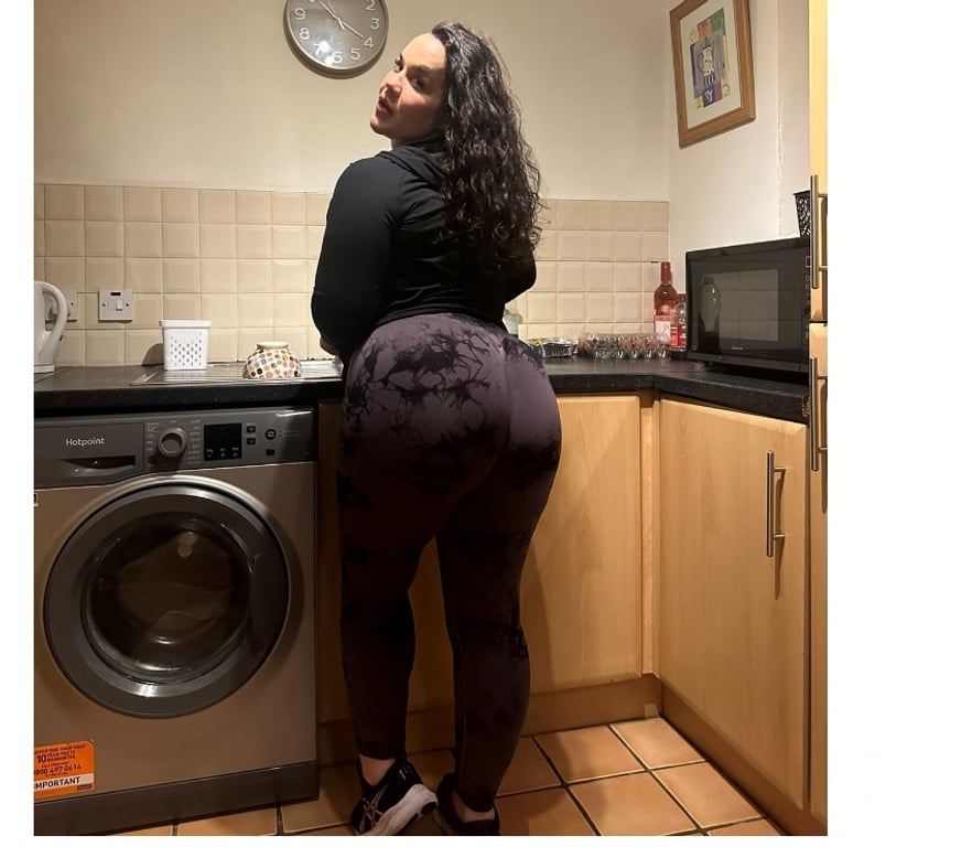 Escorts Glasgow Glasgow City Centre - Glasgow - Photos for ❤️‍🔥PARTY GIRL ✨🍑WITH THE BIGGEST ASS🍑✨