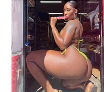 EBONIE QUEEN OF A-LEVEL🔥OWO💦KISS💋PARTY NOT RUSH