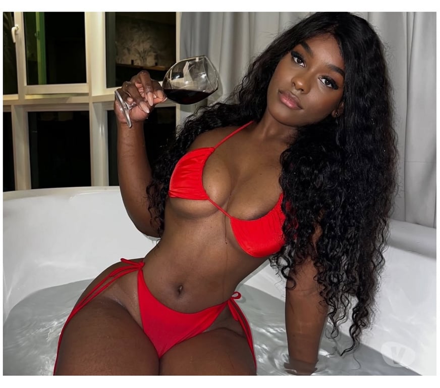 Escorts Essex Thurrock - Essex - Photos for Sexy hot Bella PartyGirl 🇧🇷❤️