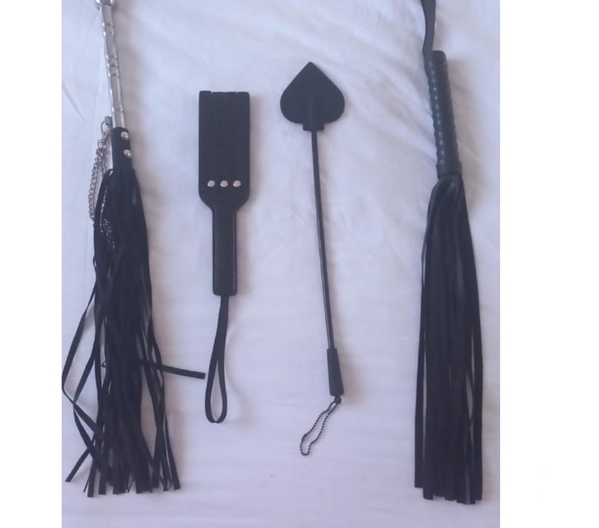 Escorts South West London Fulham - South West London - Photos for FETISH, DOMINATION, UNIFORMS AND TOYS AT FULHAM