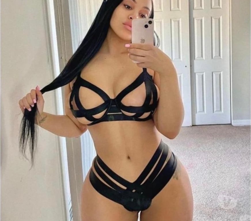 Escorts South East London Croydon - Photos for LAURY NEW GIRLS IN TOWN