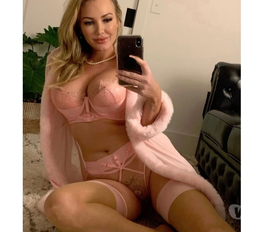 Escorts South East London New Cross Station - South East London - Photos for 🔥Latina🔥Natural Breast🔥📱Call📱