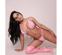 🦋 BEAUTIFUL AND REAL VALERY 🦋