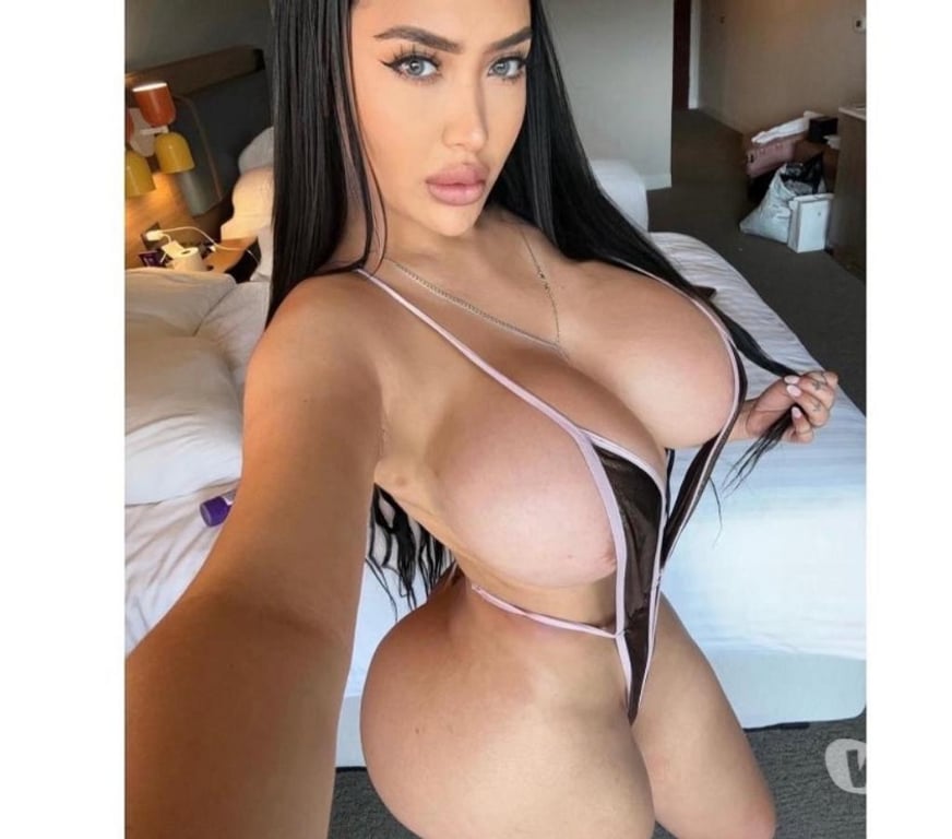 Escorts South Yorkshire Sheffield - Photos for ❤️BIG BOOBS AND ASS EBONY PARTY GIRL❤️