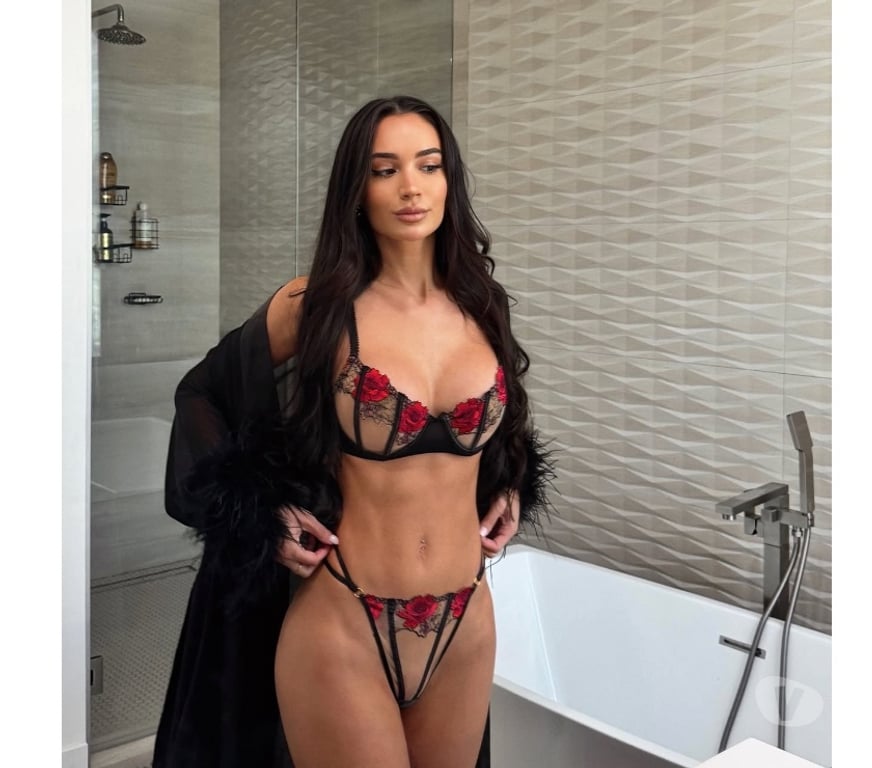 Escorts Glasgow Glasgow City Centre - Glasgow - Photos for 👸🏻🩷Girl From 🇧🇷 girlfriend