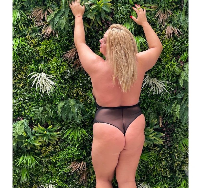 Escorts East London Canary Wharf - East London - Photos for Sweet sexy wet and ready 💯😘😈Original MILF 