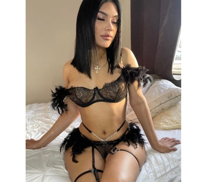 Escorts Plumstead South East London - Photos for Luna Sexy 👌 party Girl 💦