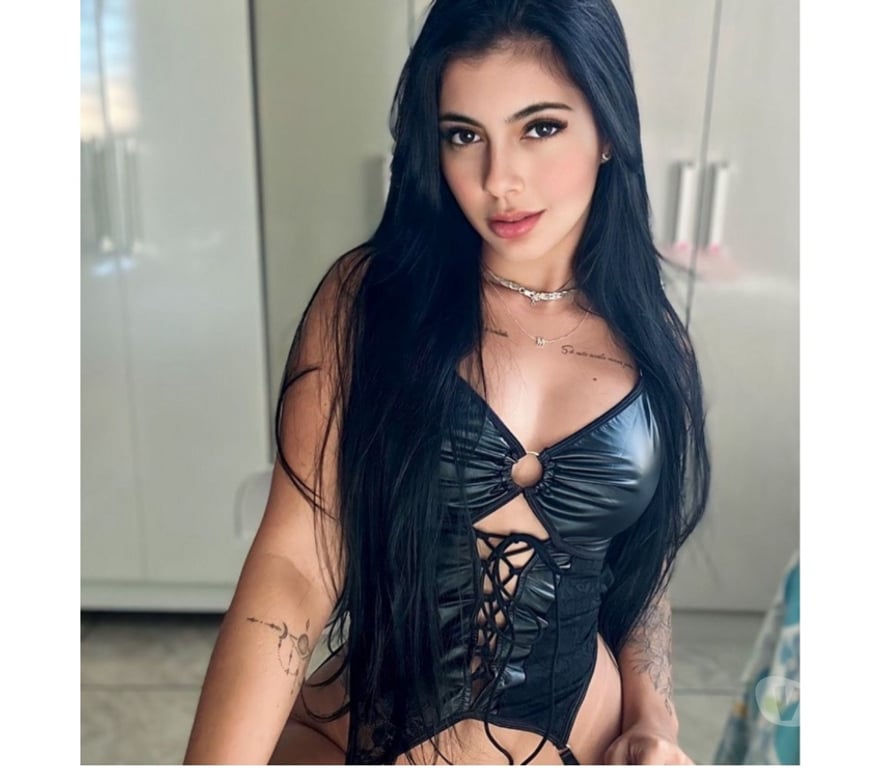 Escorts West Sussex Crawley - Photos for 🤎🥳HOT LIA LATINA PARTY GIRL💦🍆