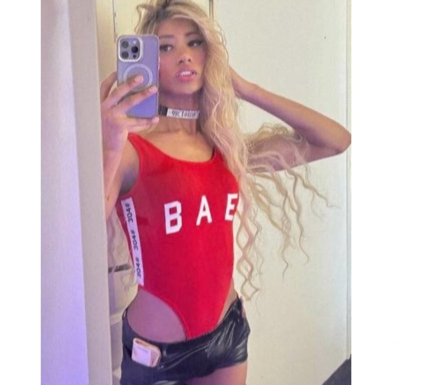 Escorts Kent Medway - Kent - Photos for HOT TRANS KELLY SPICY AVAILABLE NOW FEWS DAYS 🔥🔥
