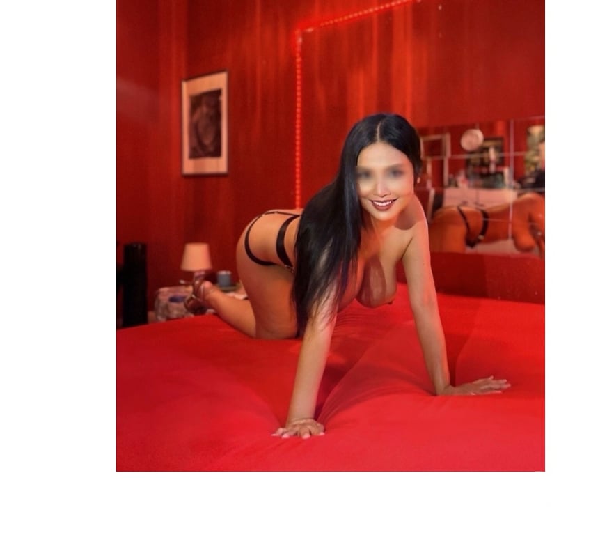 Escorts Greater Manchester Trafford - Photos for Thai sexy Tina Real Big Boobs 34C & BIG ASS🍑
