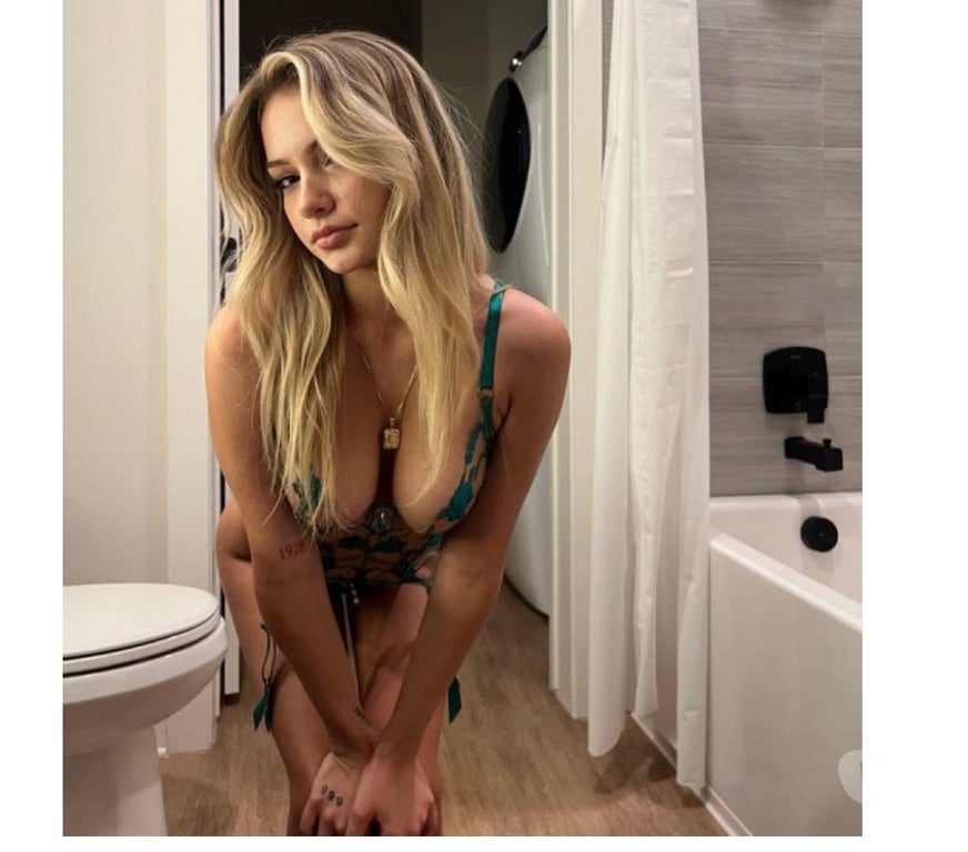 Escorts East London Canary Wharf - East London - Photos for HORNY! MIRELA Fitness Model**
