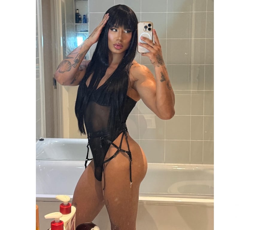Trans Escorts Kent Canterbury - Photos for 🍸Isabelle Deluxe✨Trans Elegance🔥PARTY GIRL🍾🥂