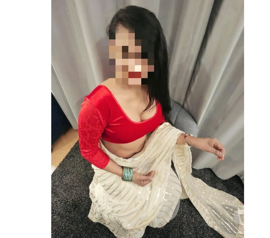 Escorts West Yorkshire Leeds - Photos for VARNIKHA NEW MYNMAR TAMIL GIRL IN LEEDS CITY CENTRE