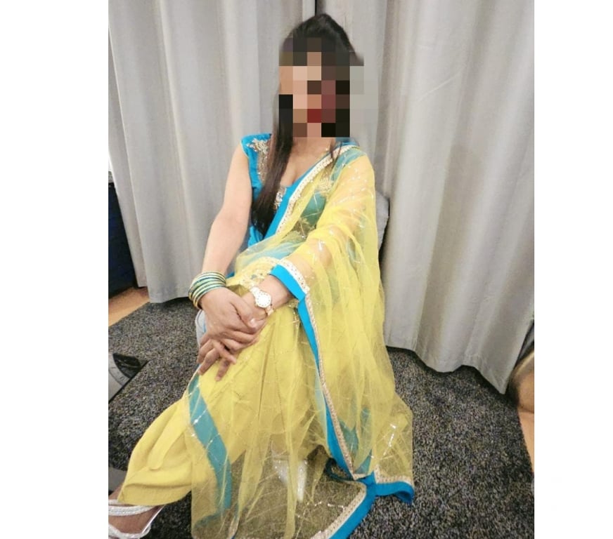 Escorts West Yorkshire Leeds - Photos for VARNIKHA NEW MYNMAR TAMIL GIRL IN LEEDS CITY CENTRE