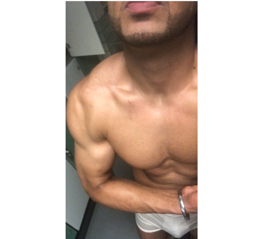 Escorts Leicestershire Oadby and Wigston - Photos for Straight male escort