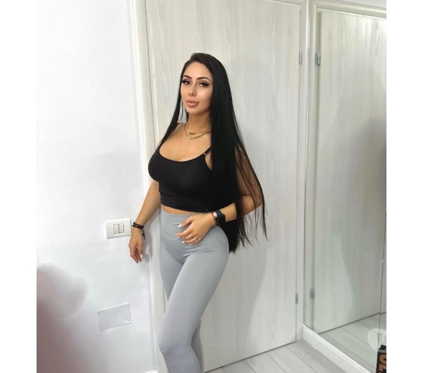 Escorts Surrey Guildford - Photos for Bety new here on town !! No rush!!