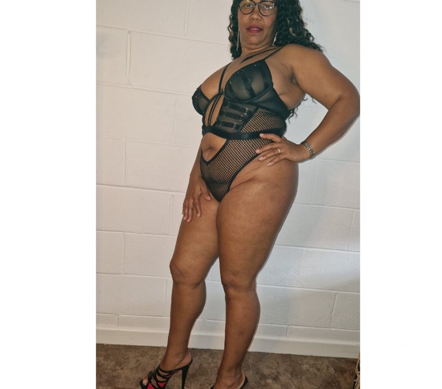 Escorts Lancashire Lancaster - Photos for NEW HOT MILF in Town β€οΈβπ₯π₯π 07729670005