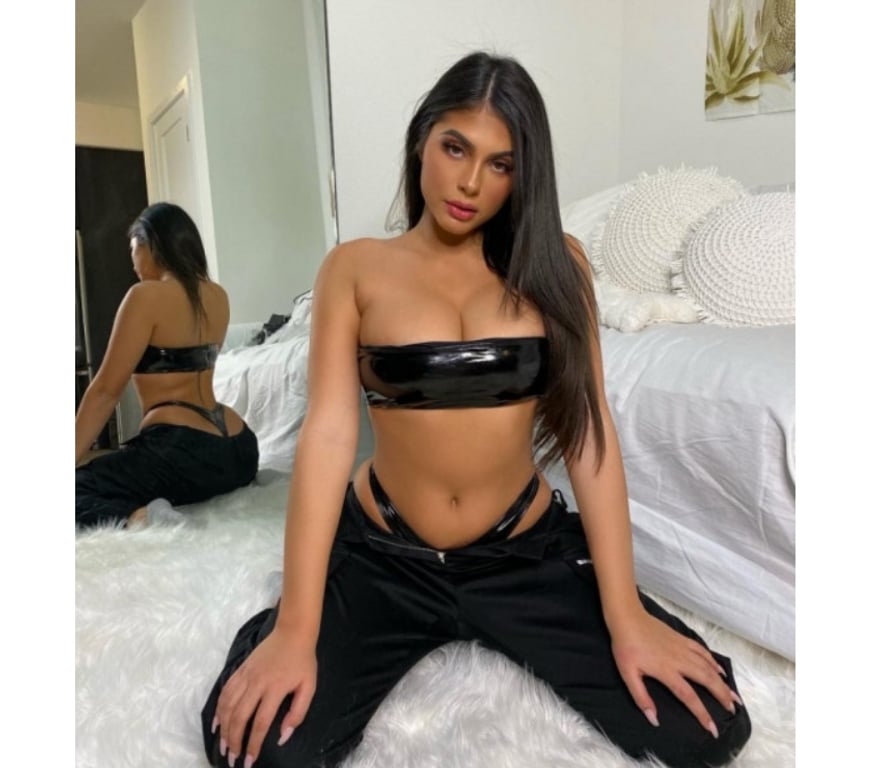 Escorts West London Hillingdon - Photos for ⭐ HIGHCLASS 🇧🇷 PERFECT PARTY GIRL 🇧🇷