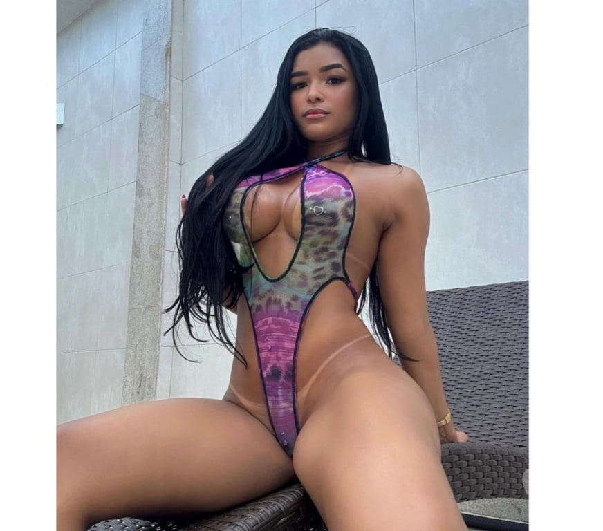 Escorts Peterborough Peterborough City Centre - Peterborough - Photos for 🇧🇷MIA 24hr JUST ARRIVED 😋 PARTY LOVER 🥳