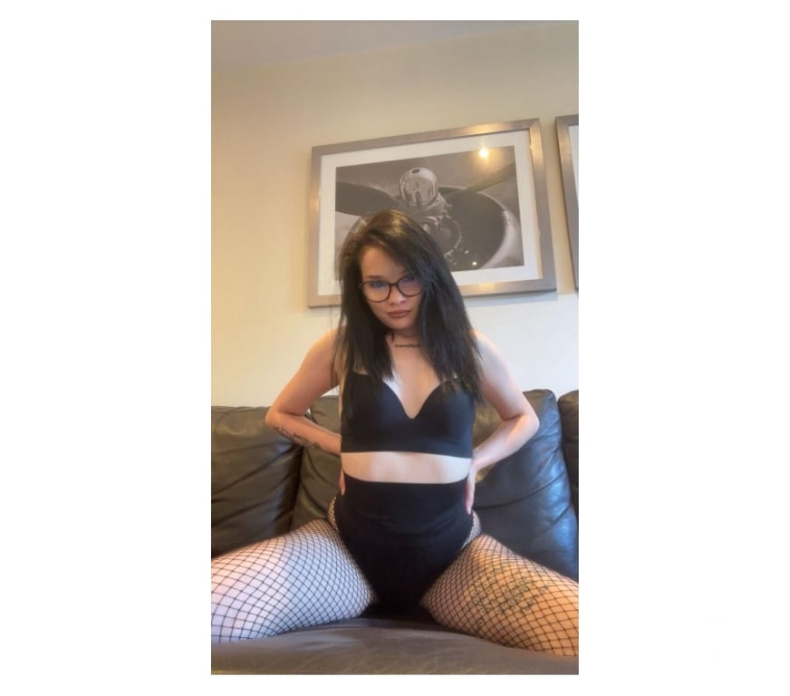 Escorts West Sussex Crawley - Photos for Raven💋Lovely💞Petite😊Crawley