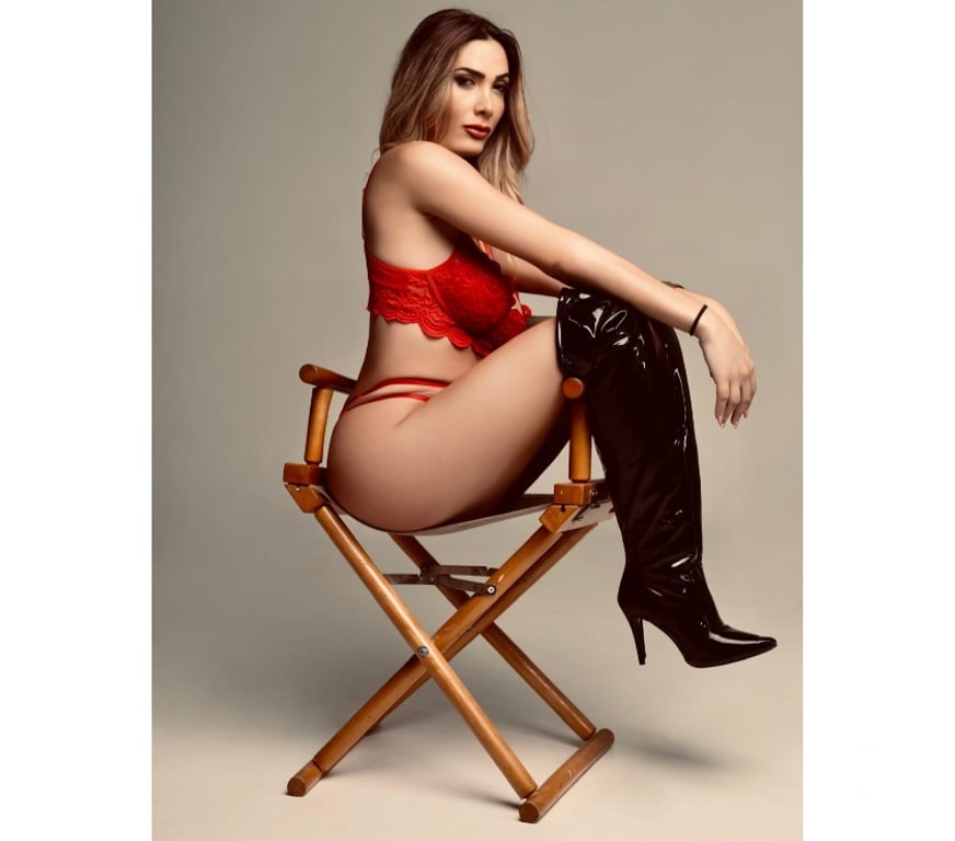 Trans Escorts North West London Harrow - Photos for ELOA LOVES NEW PARTY IN HARROW FULL SERVICE 🇧🇷🔥