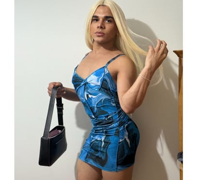 Transsexual Escorts Romford Havering - Photos for Sara hot party big🎉🤤