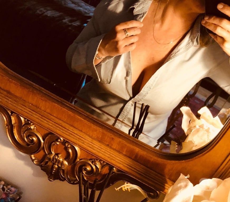 Escorts Fife Dunfermline - Fife - Photos for Luciana Stunning Mature