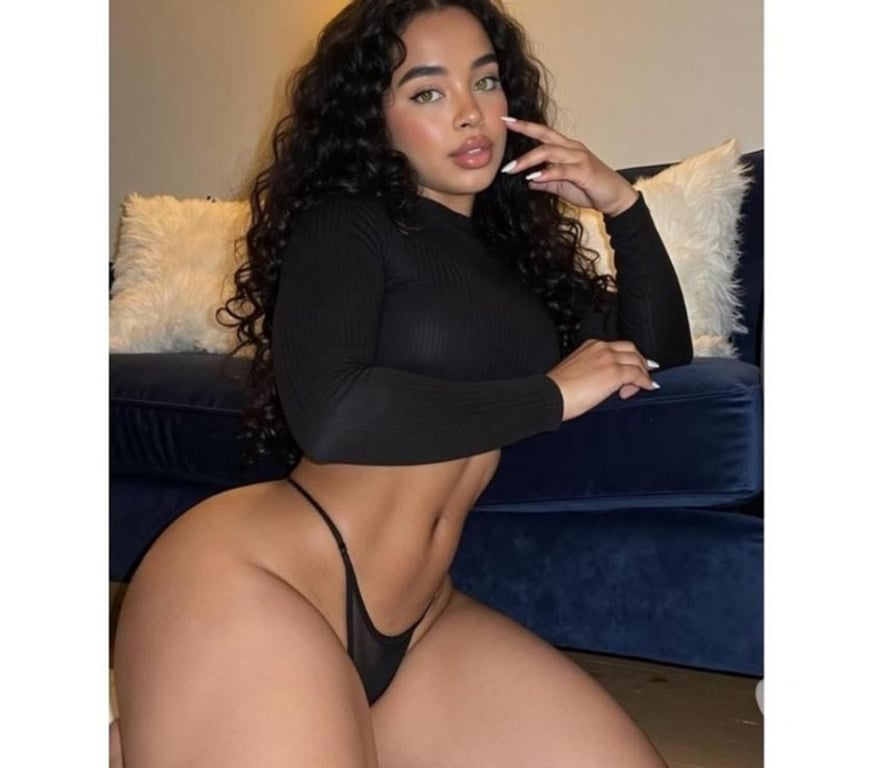 Escorts East Sussex Brighton - Photos for 🔥 Yris new girl in town🔥 Girl Brazilian very hot