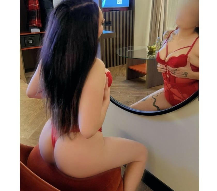 Escorts Essex Chelmsford - Photos for Maya 😍 Party Girl 😍 OutCall Only