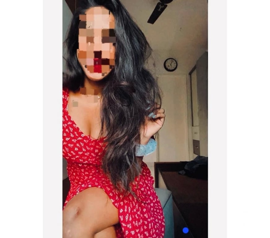 Escorts South West London Tooting Broadway - South West London - Photos for Indian girl abi
