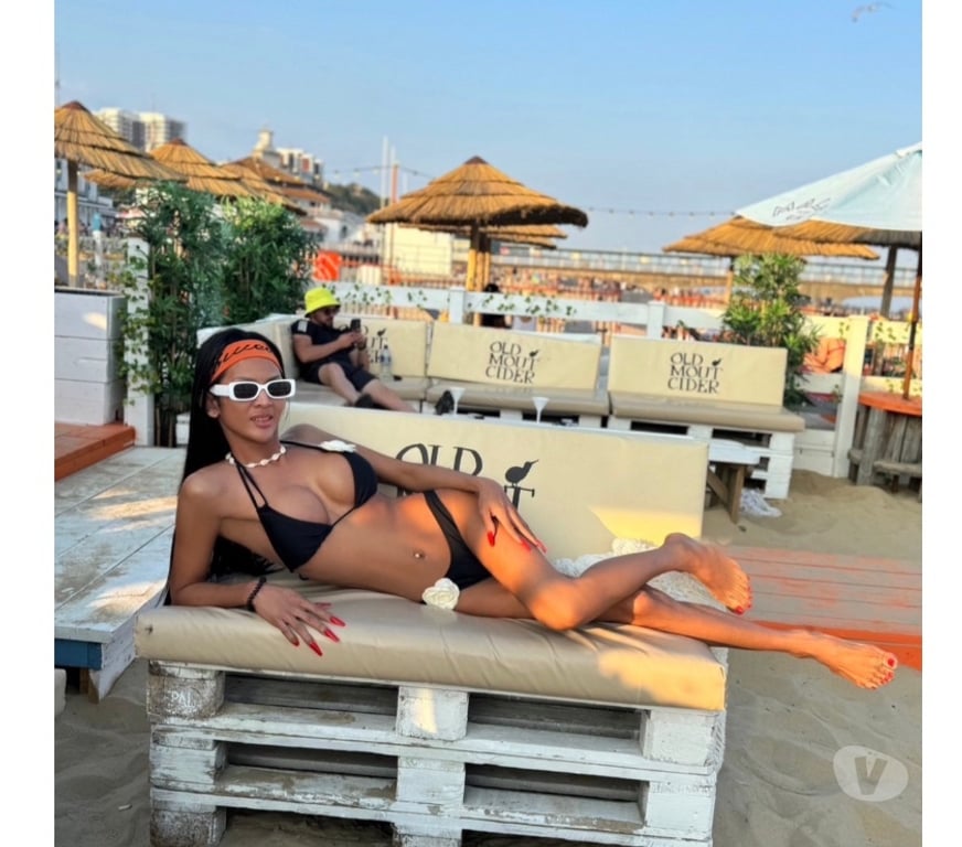 Escorts North London West Finchley Station - North London - Photos for Titanic Trans Isabelle 🍆