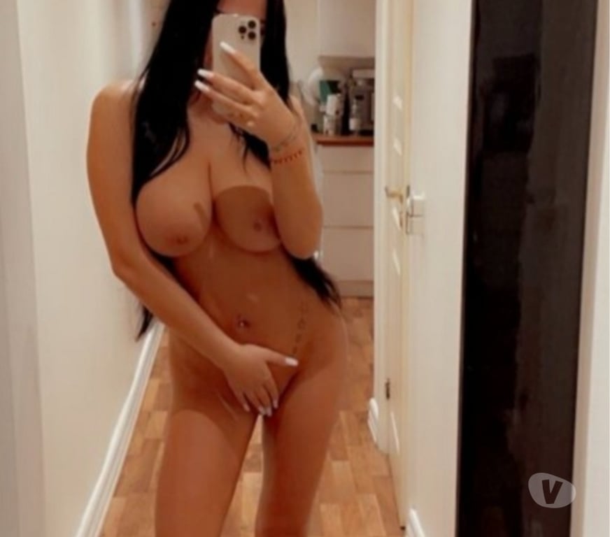 Escorts Essex Epping Forest - Photos for Hot girl x call me z x xxxxx