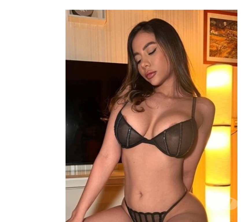 Escorts West London Norwood Green - West London - Photos for Sweet CARLA 🍭 perfect body 🔥 Party Girl 🎉🫦