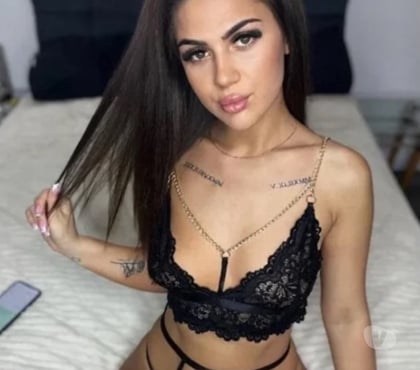 Escort London Gatwick Airport Crawley - Photos for New In Town Bella best service party girl💦