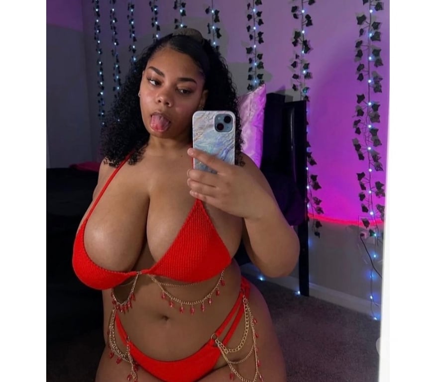 Escorts South West London Fulham Broadway - South West London - Photos for BIG NICOLE A LEVELS π