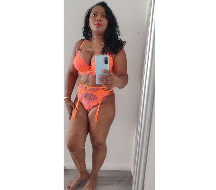 Escorts East London Pudding Mill Lane - DLR Station - East London - Photos for Rossi Back 07732189979