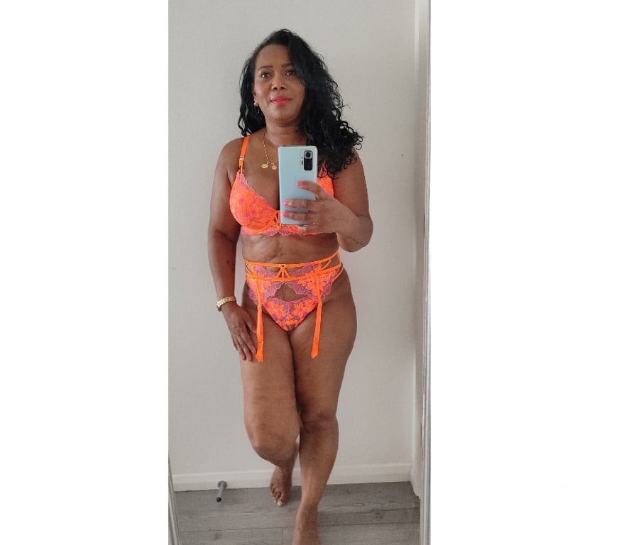 Escorts East London Pudding Mill Lane - DLR Station - East London - Photos for Rossi Back 07732189979