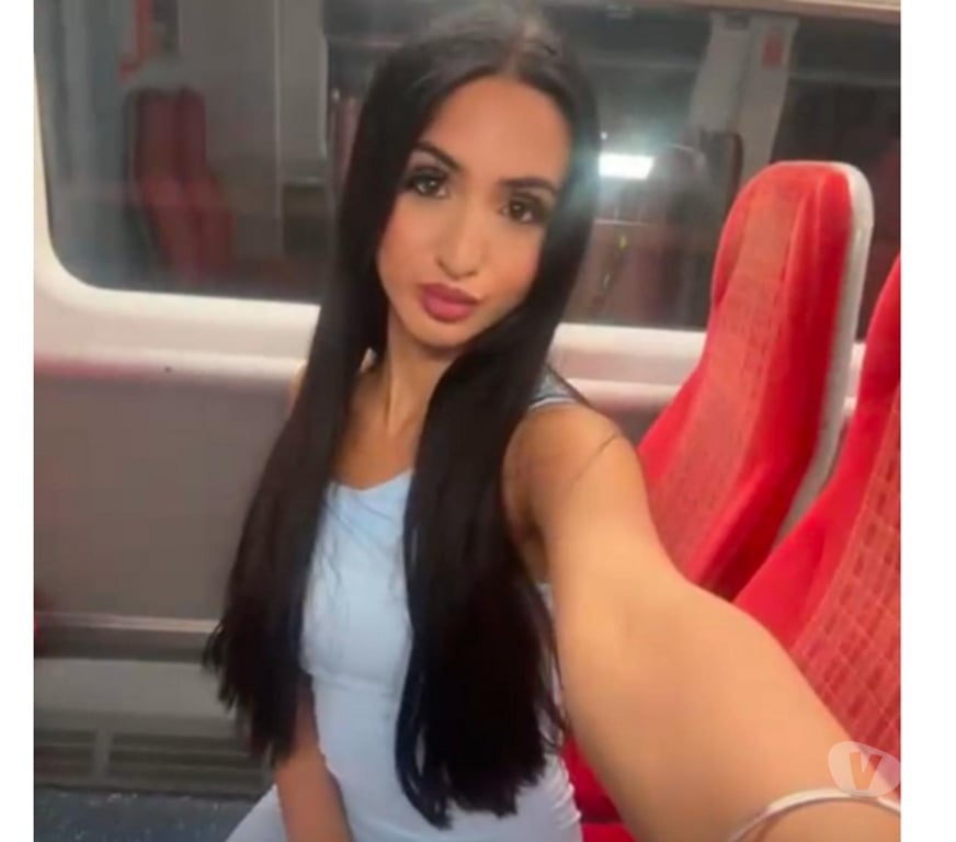 Escorts Central London London Bridge Station - Central London - Photos for Jasmin - 19 ✨ - Fun girl - Outcall Only - 10pm - 6am 😈