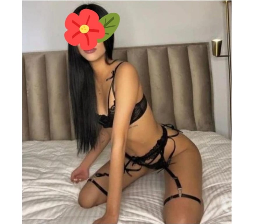 Escorts South East London Greenwich - South East London - Photos for MELYSA💋YOUNG & BEAUTIFUL- NEW IN TOWN 💋 CALL ME