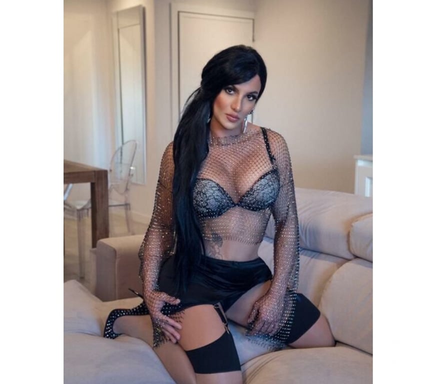 Escorts York York City Centre - York - Photos for 🧚🏻♂️ts Thaizz bellucci York city centre