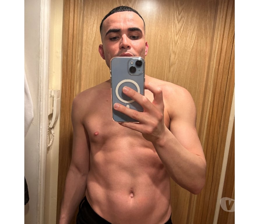  Gay massage Derbyshire Derby - Photos for Dean Boy XXL Brazil