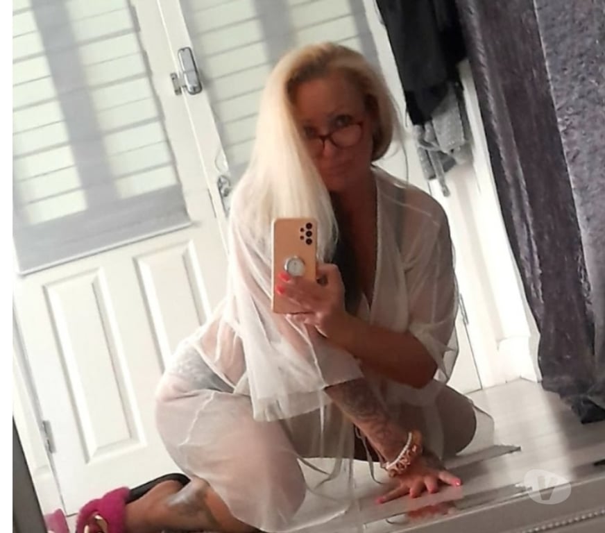 Escorts East London Hackney - East London - Photos for Melanie milf xxx