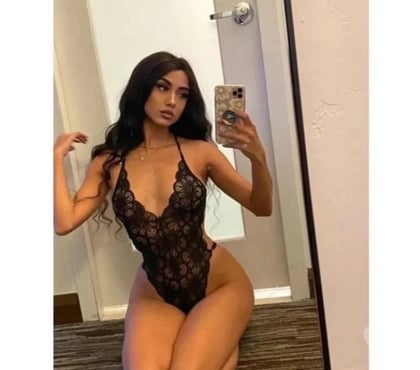 Escorts and Massages Sheffield Sheffield - Photos for 🌸🩷 SARAH AVAILABLE NOW INN-OUTT 🩷