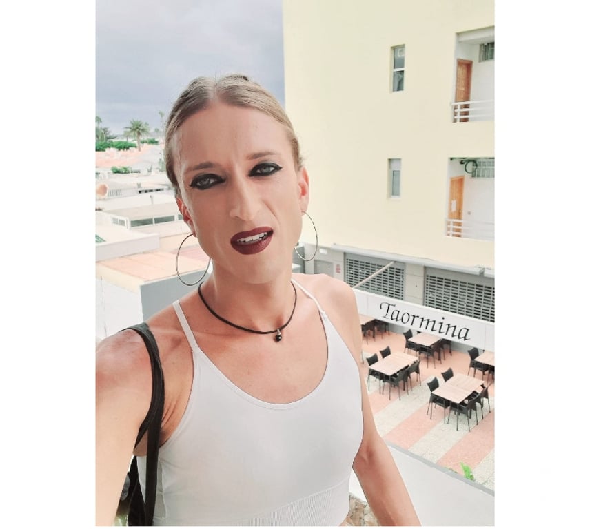 Trans Escorts West Yorkshire Leeds - Photos for 6'5" hung & passive Tgirl 🥵😍