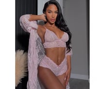 Brunette Brazilian first time in town now