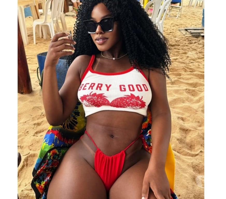 Escorts Greater Manchester Manchester - Photos for Thavila β Brazilian brunette, natural and delicious π