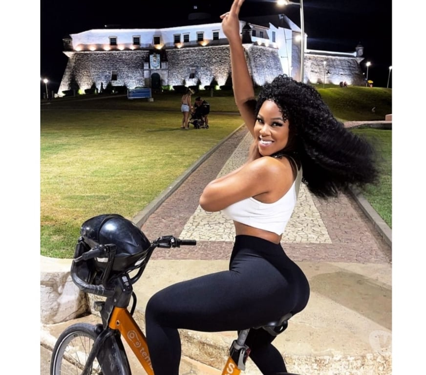Escorts Greater Manchester Manchester - Photos for Thavila β Brazilian brunette, natural and delicious π