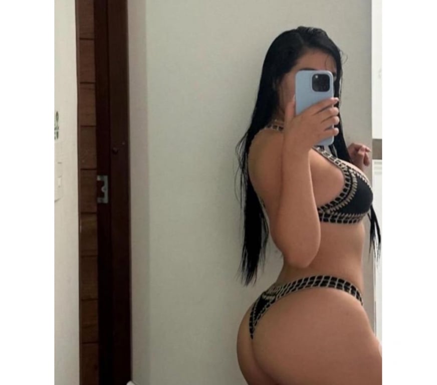 Escorts Cardiff Cardiff City Centre - Cardiff - Photos for 🔥🇧🇷Lary Brunette 🍑 Party girls 🔥