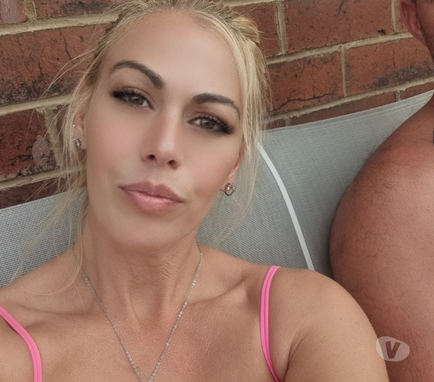 Escorts West Yorkshire Wakefield - Photos for Hot fit couple available as a pair or seperate