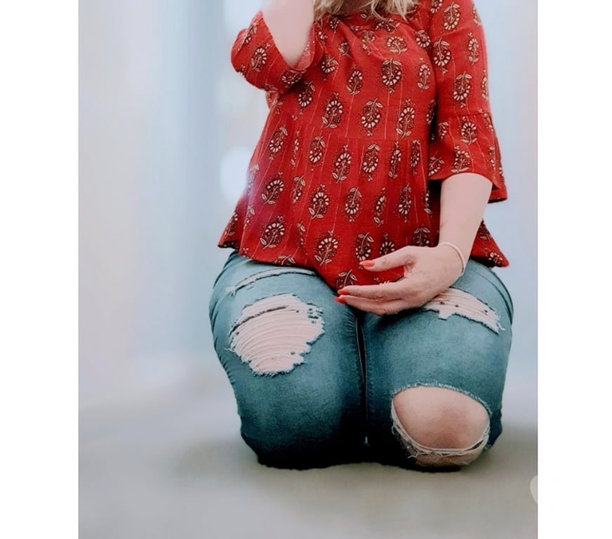 Adult Entertainment Suffolk Ipswich - Photos for Curvy milf Rachel online only